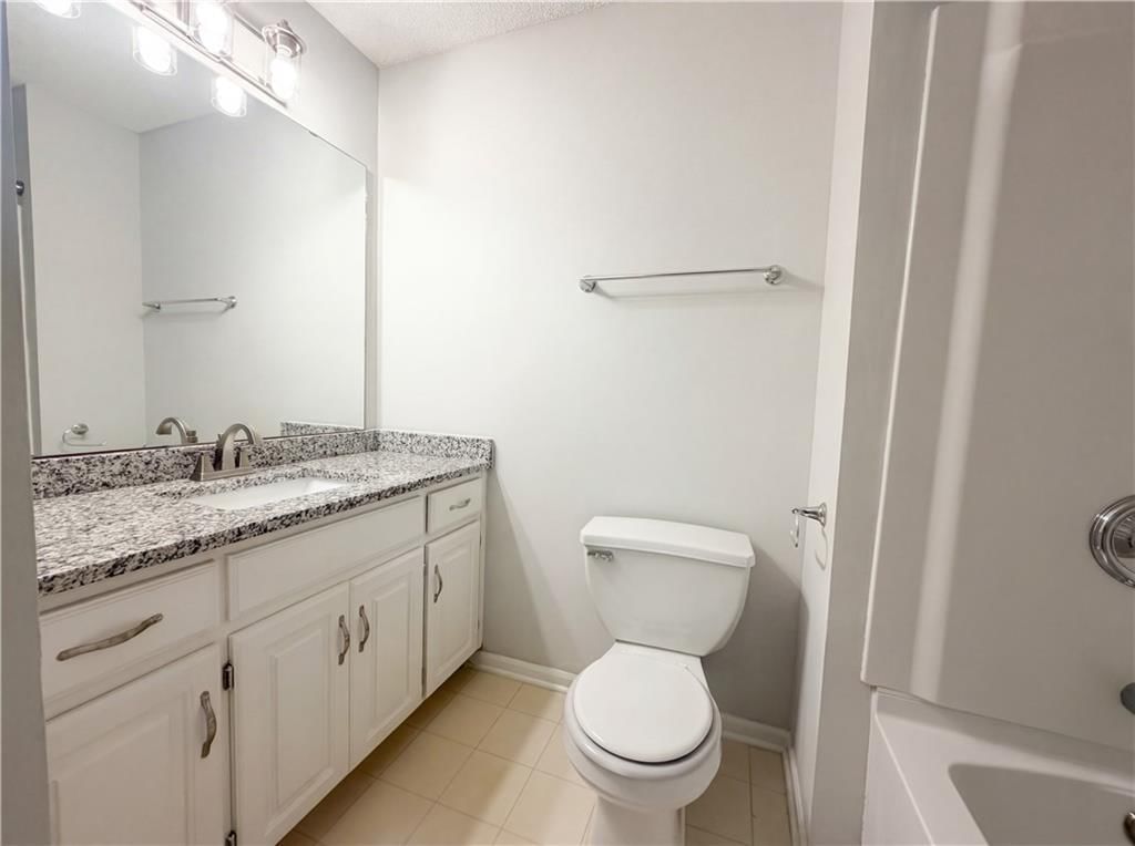 6417 N Kirkwood Avenue — photo 6