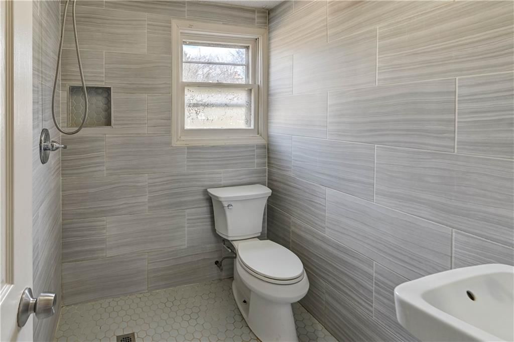 7423 Harris Avenue — photo 22