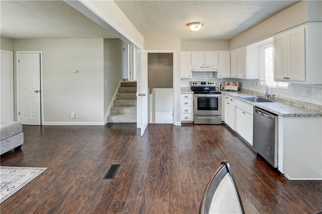 7423 Harris Avenue — photo 28