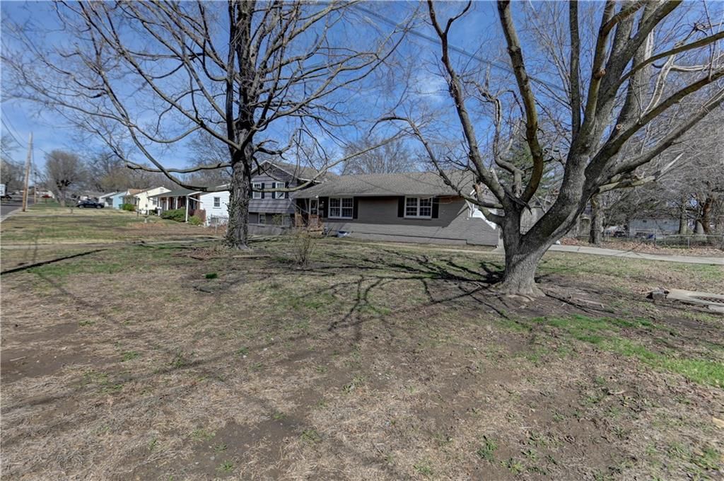 7423 Harris Avenue — photo 45
