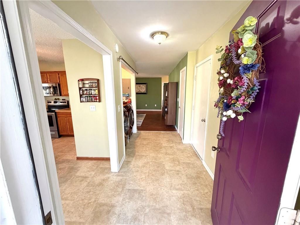 1004 Weschester Court — photo 4