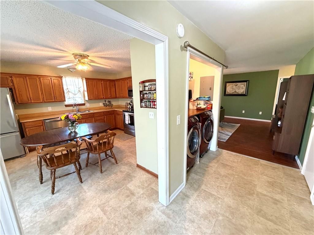 1004 Weschester Court — photo 5