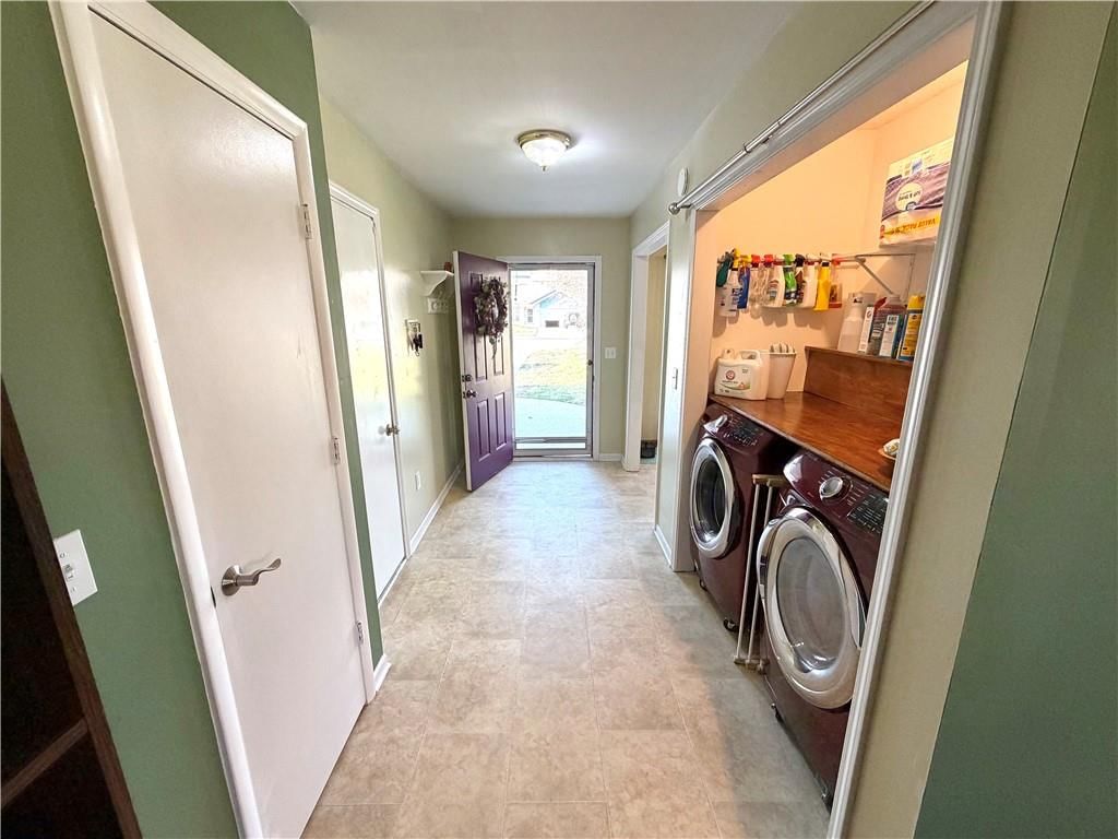 1004 Weschester Court — photo 15