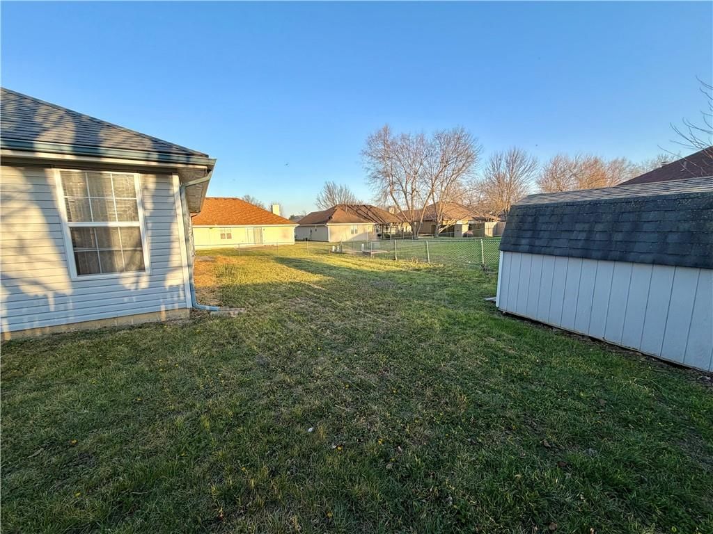 1004 Weschester Court — photo 41