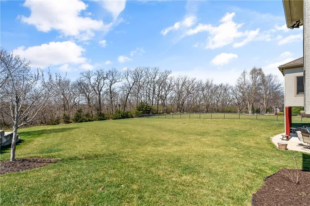 16258 Canterbury Road — photo 42