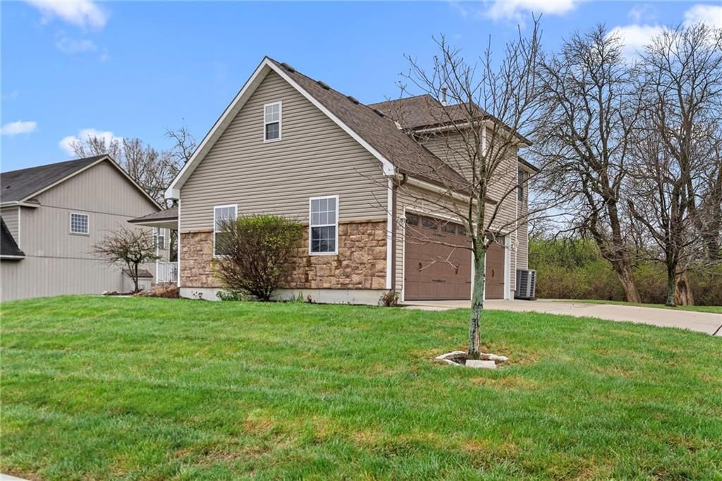 2213 SW Chase Drive — photo 3
