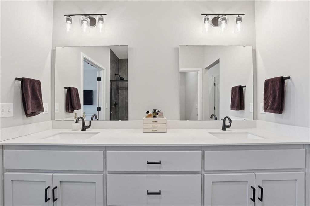 1024 Branchwood Lane — photo 9