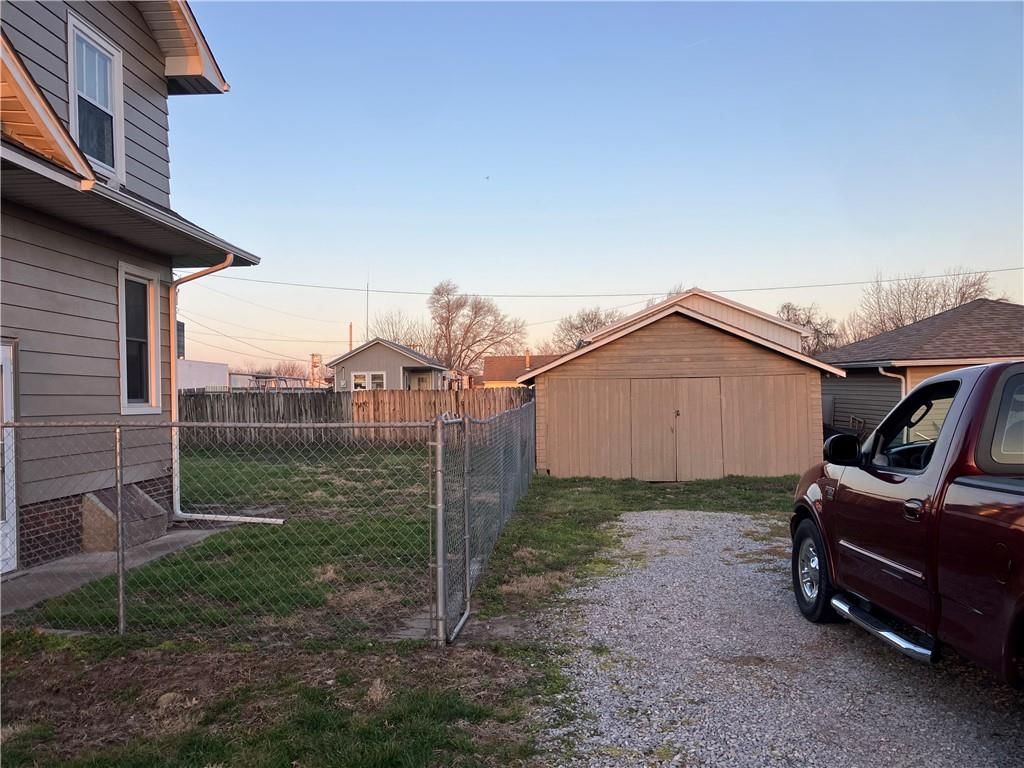 2118 Walnut Street — photo 5