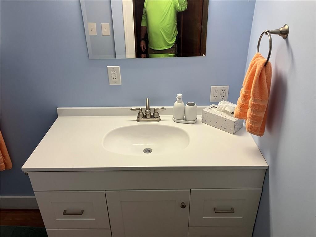 2118 Walnut Street — photo 14