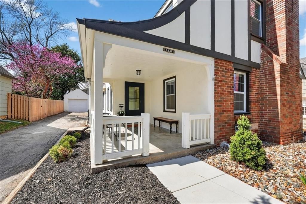 6846 Locust Street — photo 8