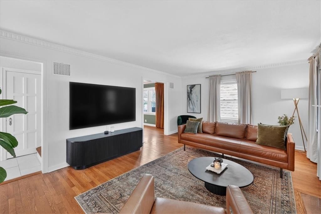 6846 Locust Street — photo 15