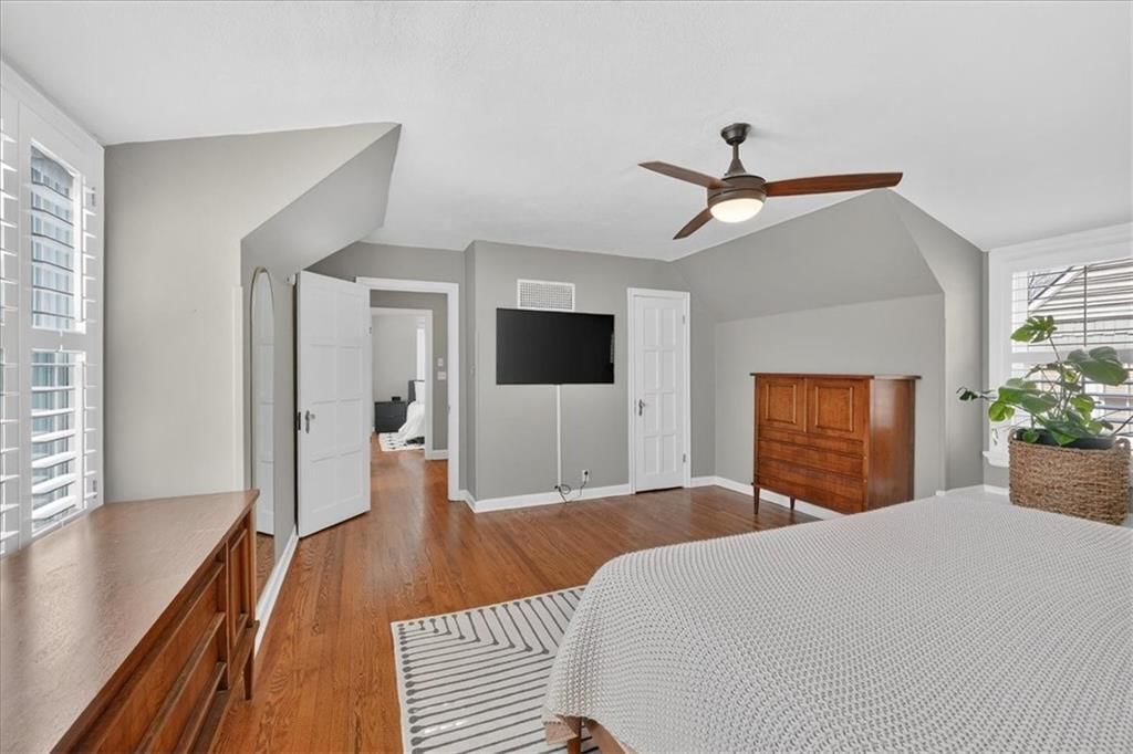 6846 Locust Street — photo 36