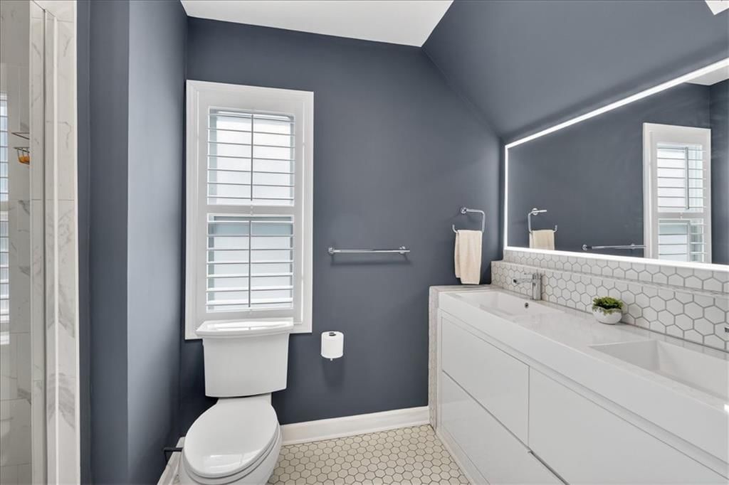 6846 Locust Street — photo 39