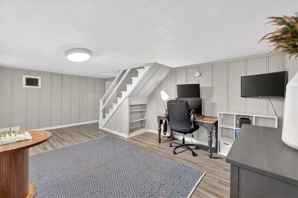 6846 Locust Street — photo 44