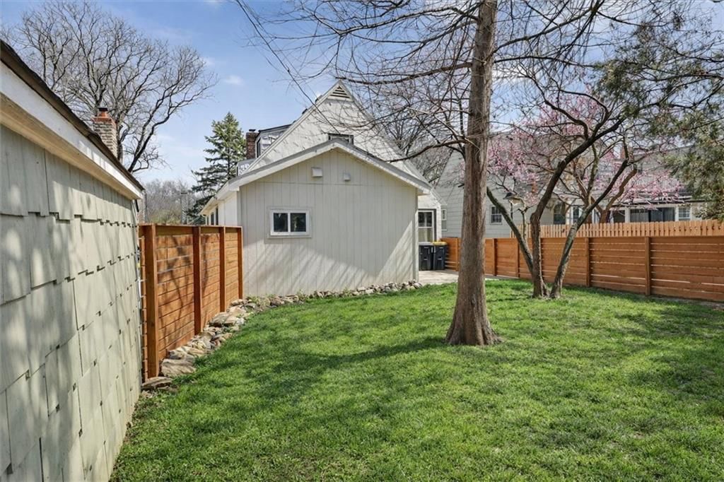 6846 Locust Street — photo 50