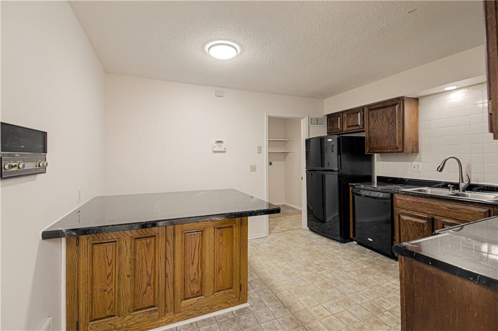 13917 Falkirk Circle — photo 10