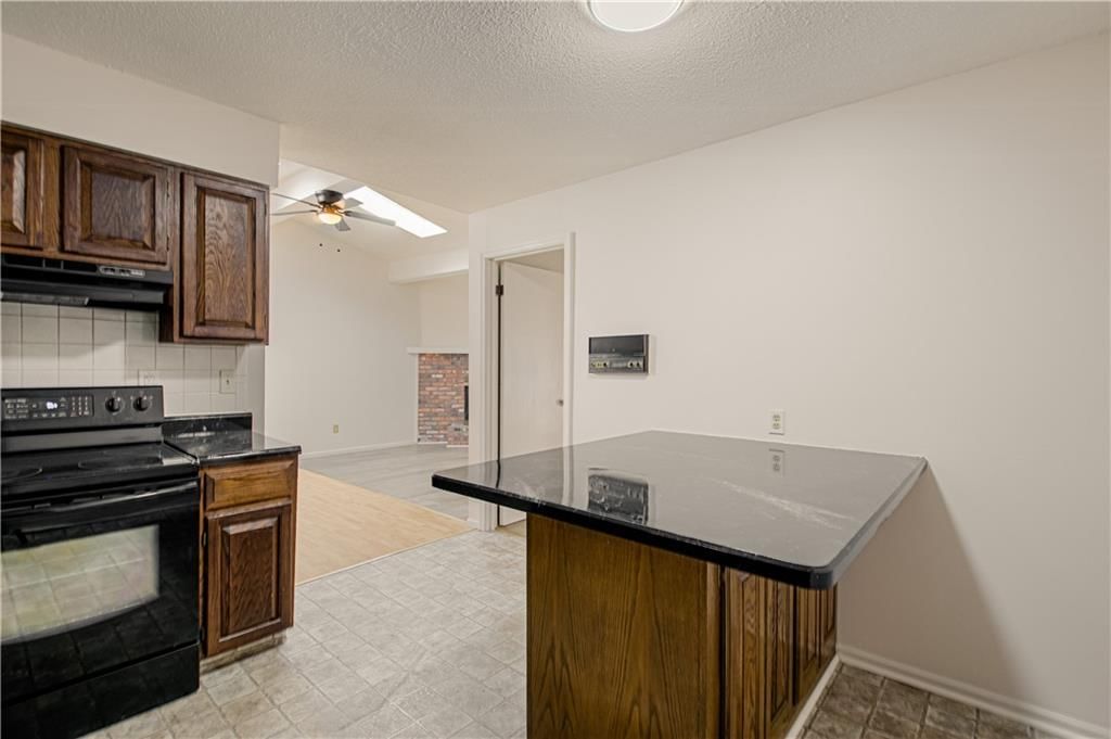 13917 Falkirk Circle — photo 14