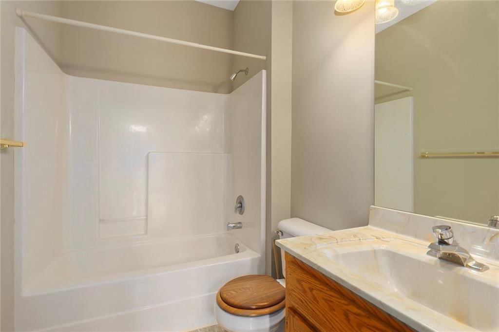 2305 SE Horseshoe Drive — photo 7