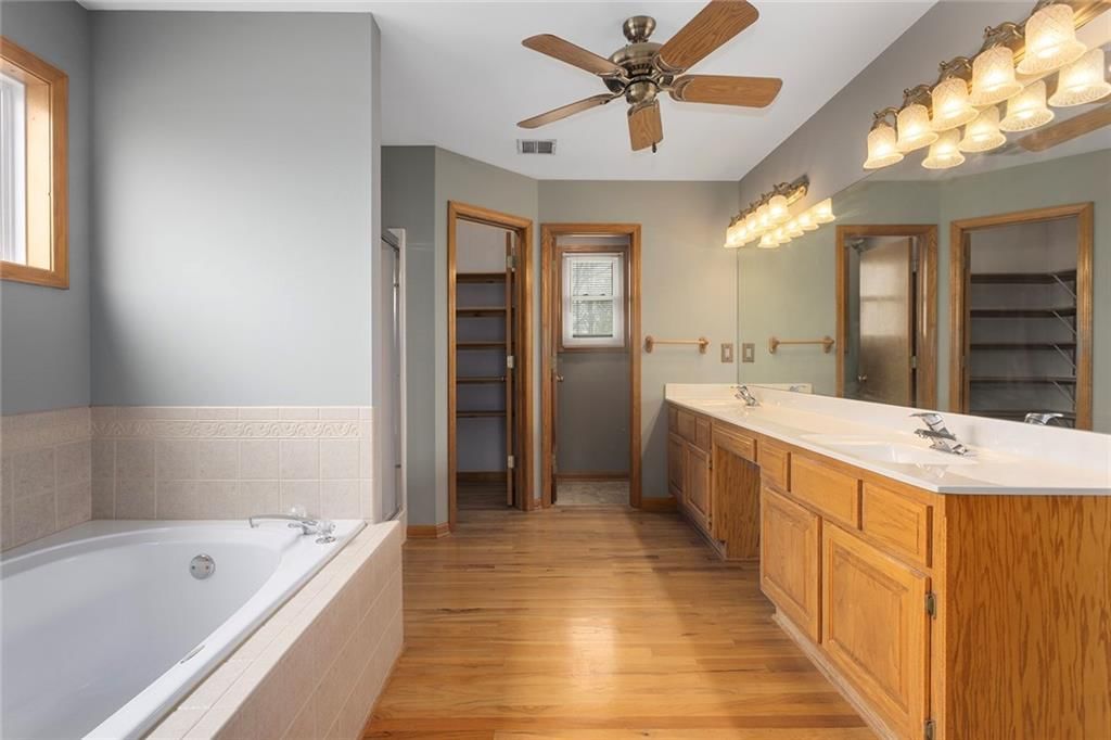 2305 SE Horseshoe Drive — photo 15