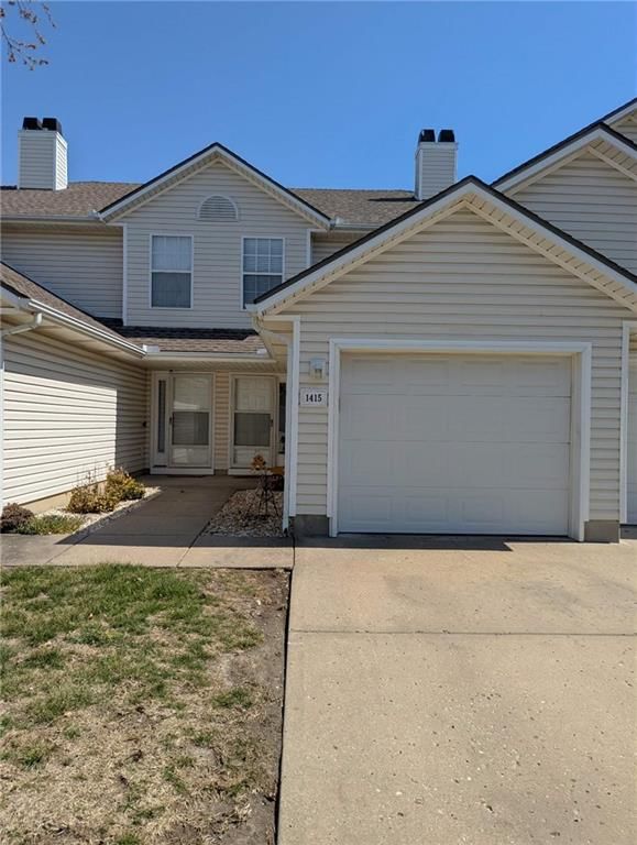 1415 SE Norwood Drive — photo 2