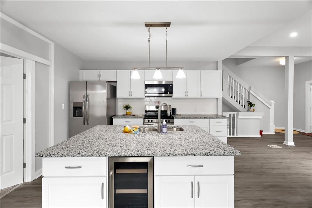 2528 Olive Street — photo 3