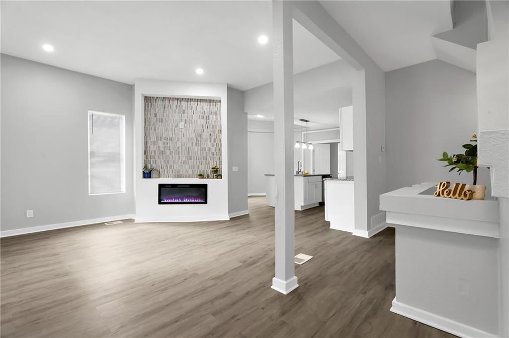2528 Olive Street — photo 5
