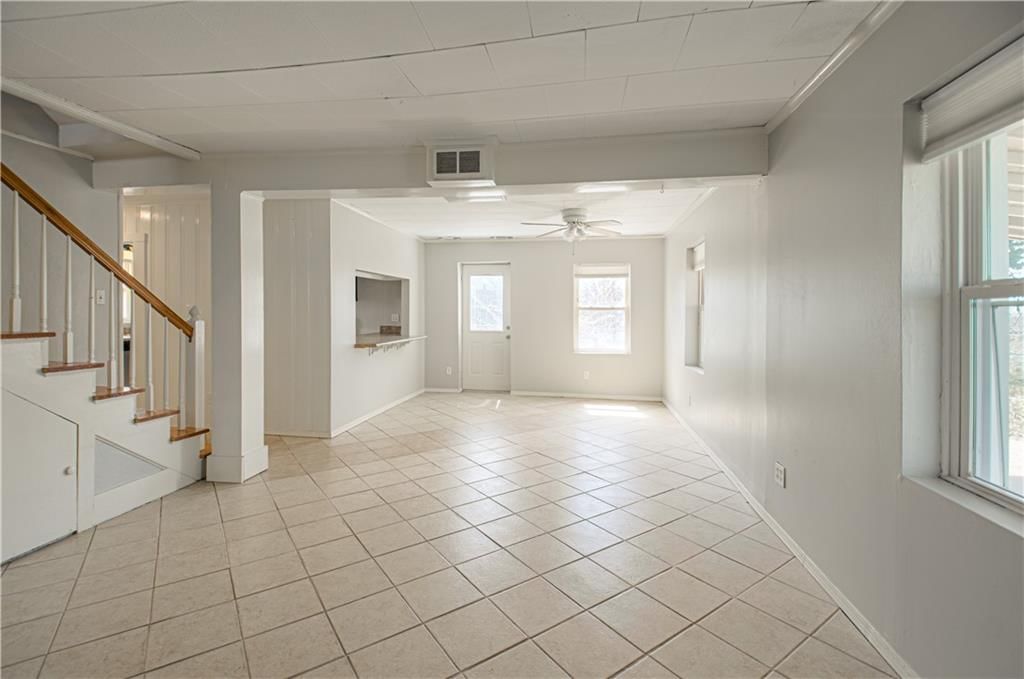 4926 N Wheeling Avenue — photo 5