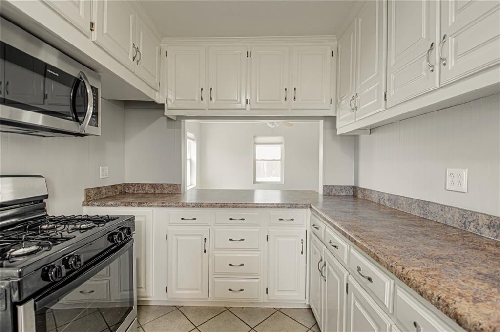 4926 N Wheeling Avenue — photo 9
