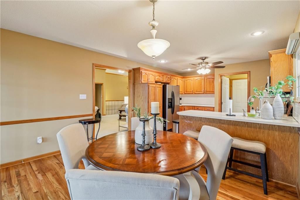 1012 Applewood Street — photo 9