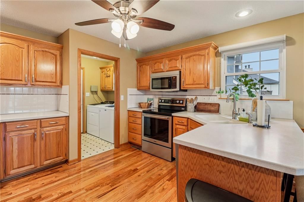 1012 Applewood Street — photo 12