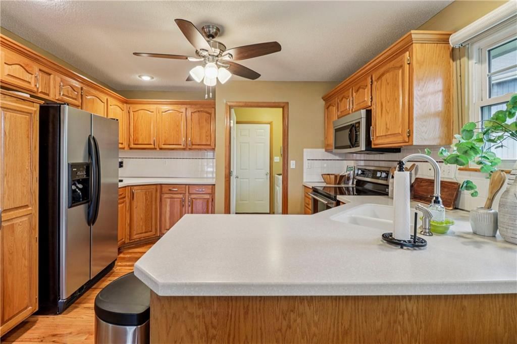 1012 Applewood Street — photo 14