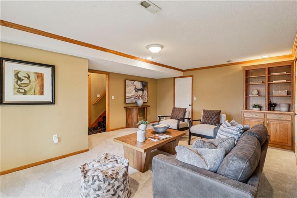 1012 Applewood Street — photo 22