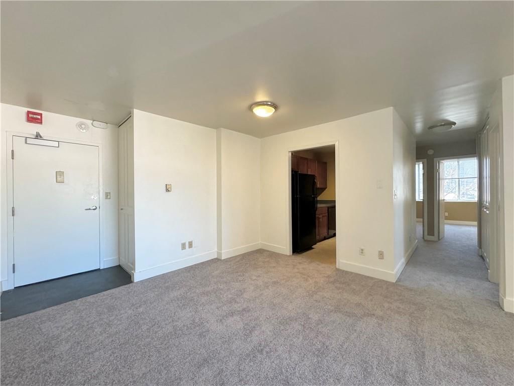 600 E 8th St Street — photo 6