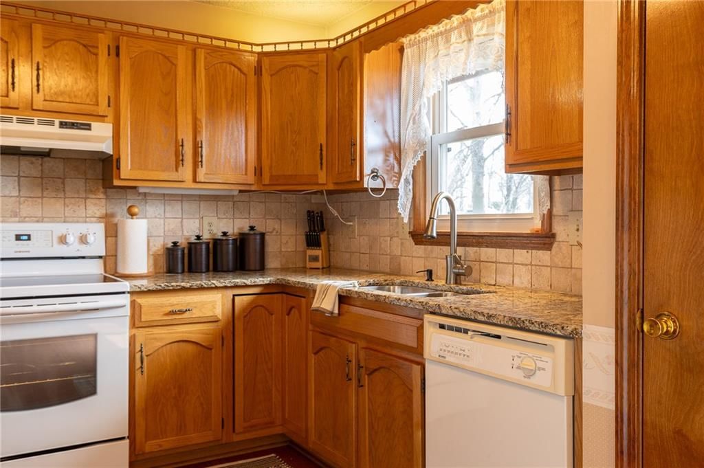 113 E Frank Street — photo 7