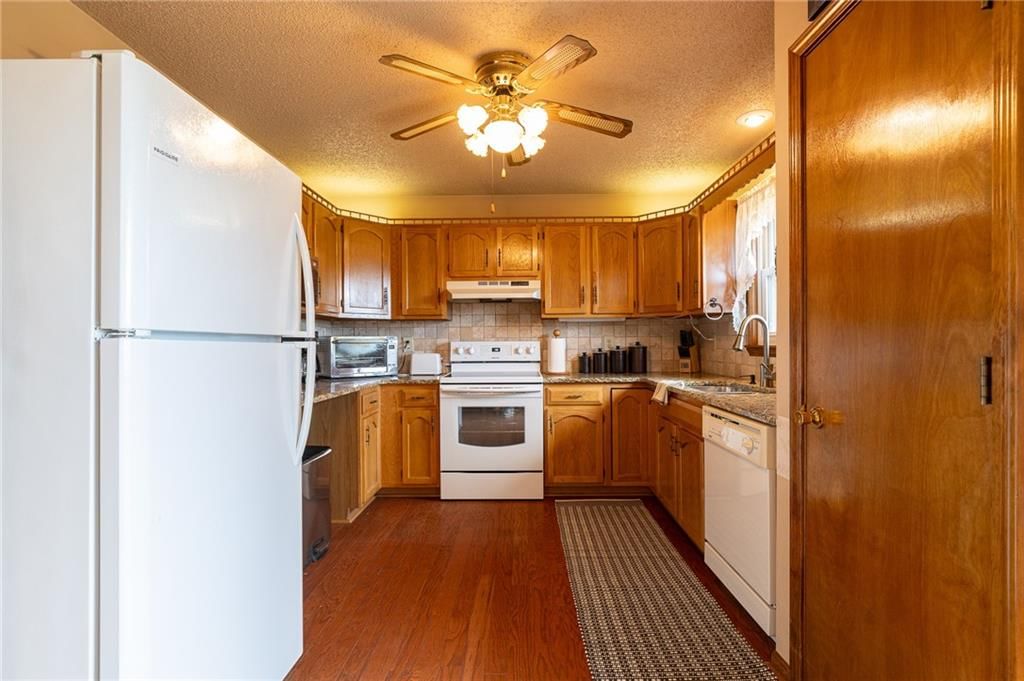 113 E Frank Street — photo 8