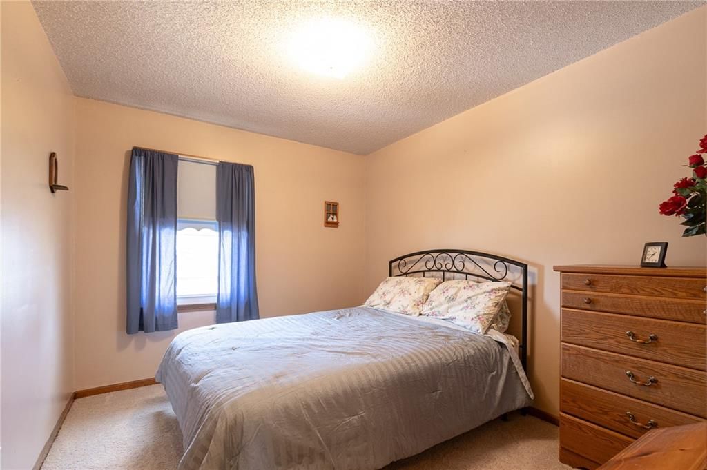 113 E Frank Street — photo 14