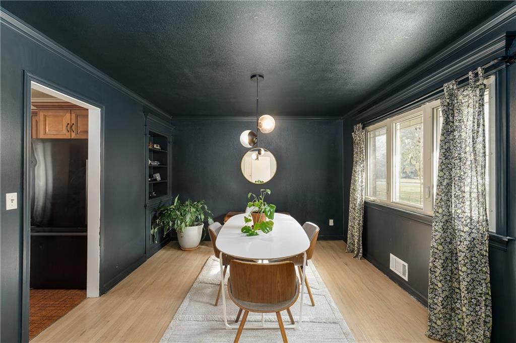 6138 Hemlock Street — photo 9