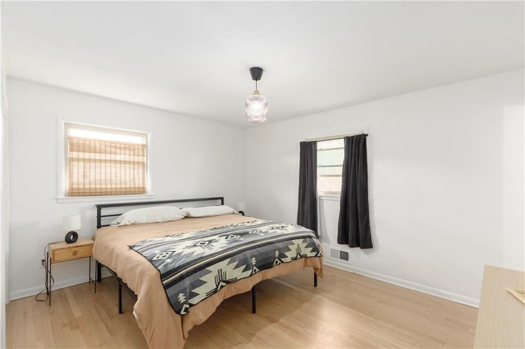 6138 Hemlock Street — photo 18