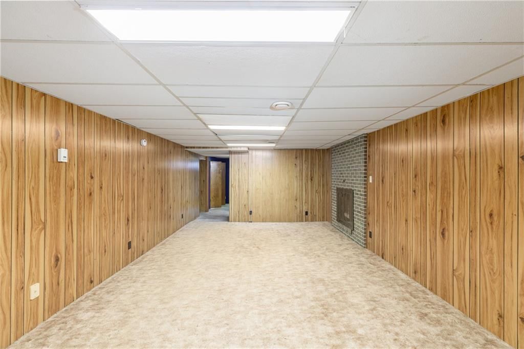 6138 Hemlock Street — photo 26