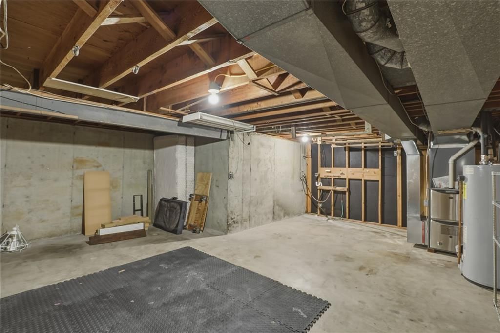 6138 Hemlock Street — photo 37