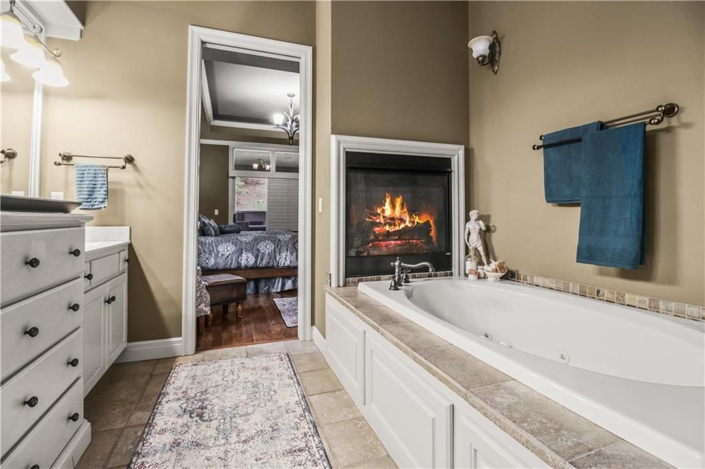 4517 NE Fairway Homes Drive — photo 21