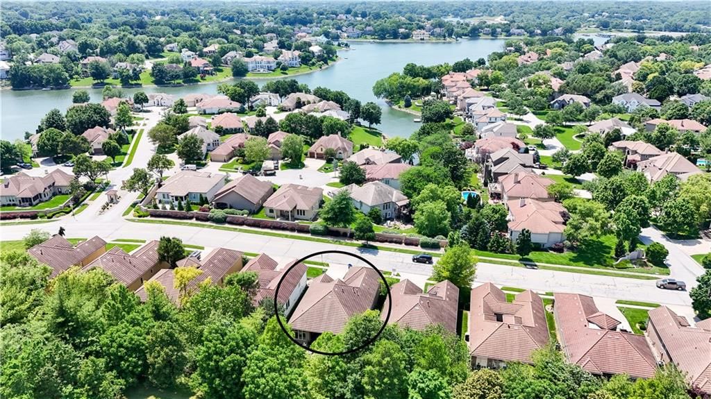 4517 NE Fairway Homes Drive — photo 40