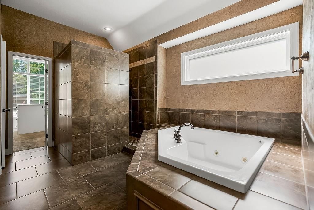 14400 Grant Street — photo 33
