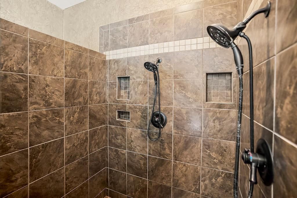 14400 Grant Street — photo 34