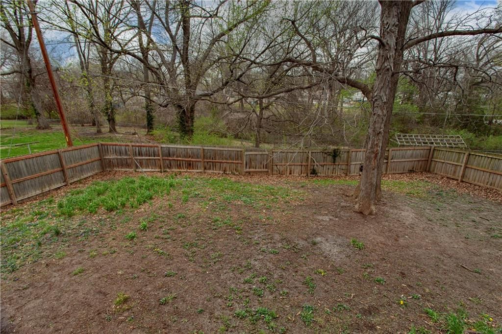 803 Melrose Street — photo 16