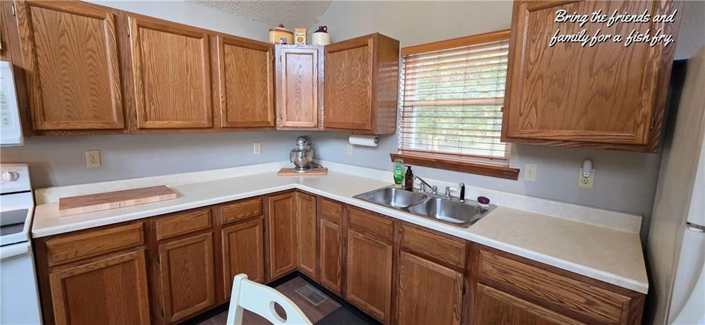 18589 Mimosa Circle — photo 11