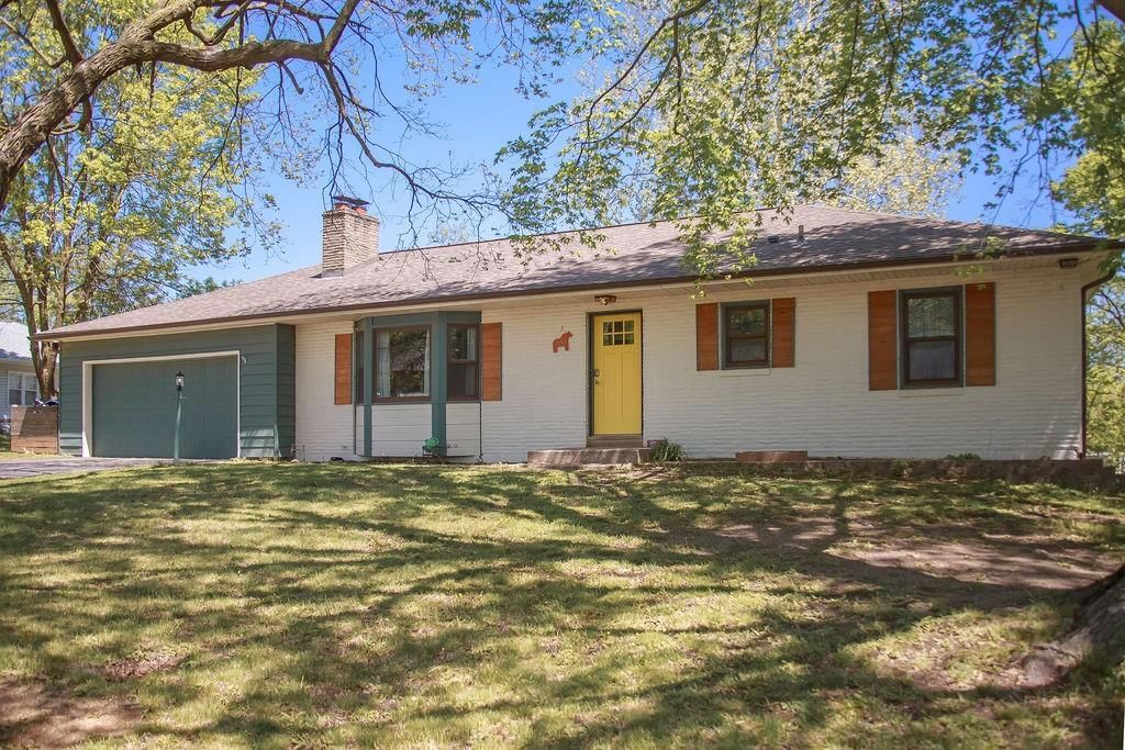 545 JEFFERSON Circle — photo 1