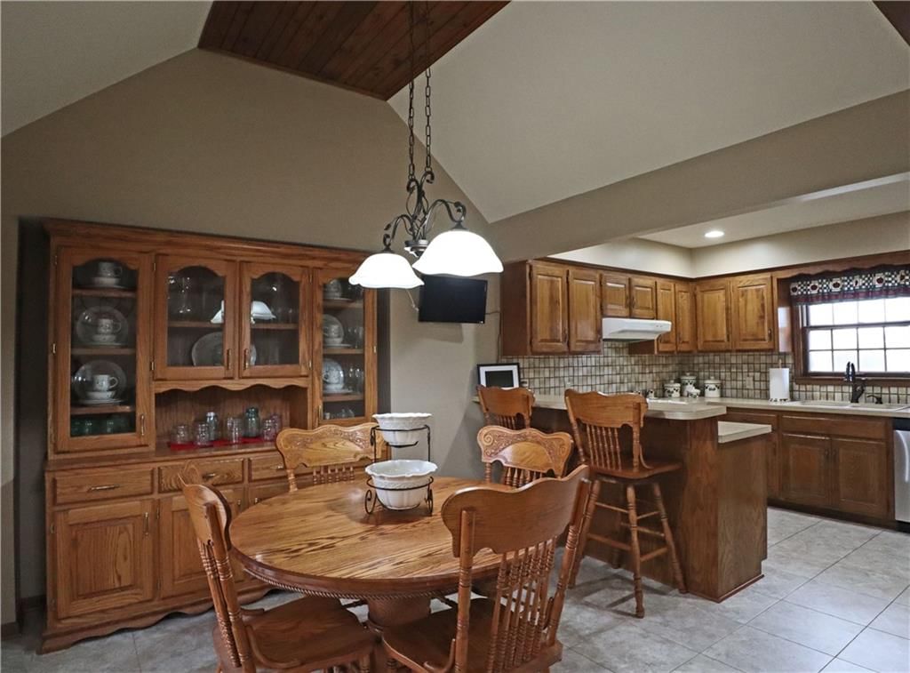 216 Johnston Parkway — photo 7
