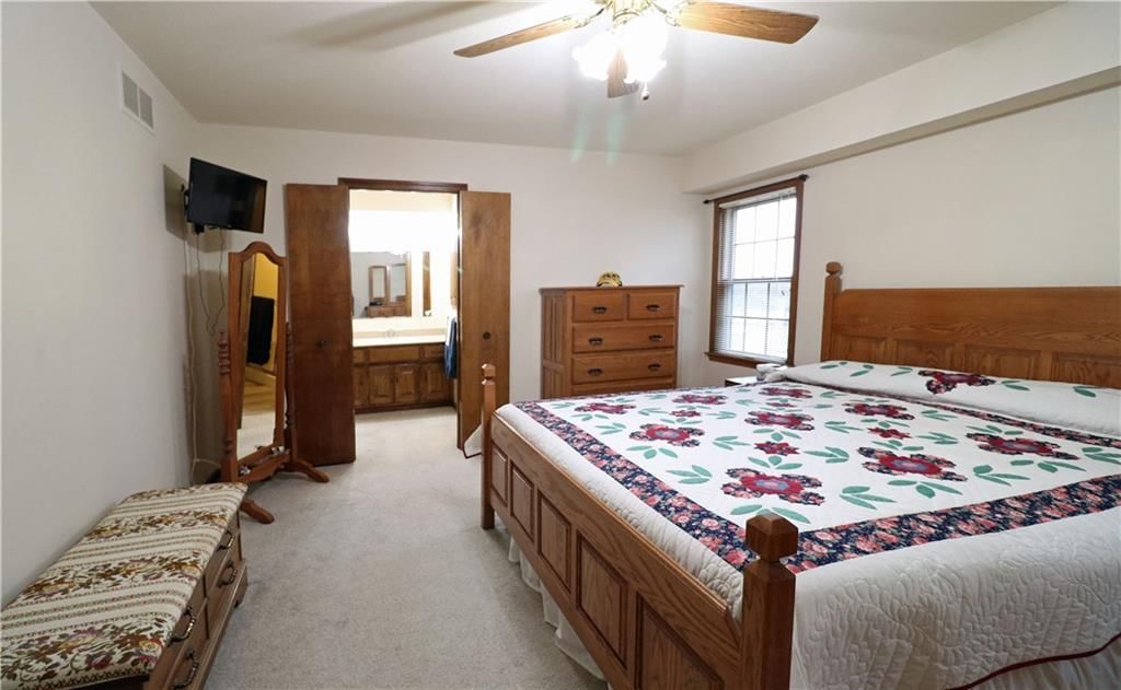 216 Johnston Parkway — photo 13