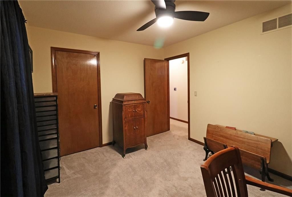 216 Johnston Parkway — photo 18